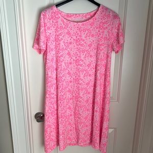 I love this comfortable dress. Warn it twice, and I have grown out of the size.